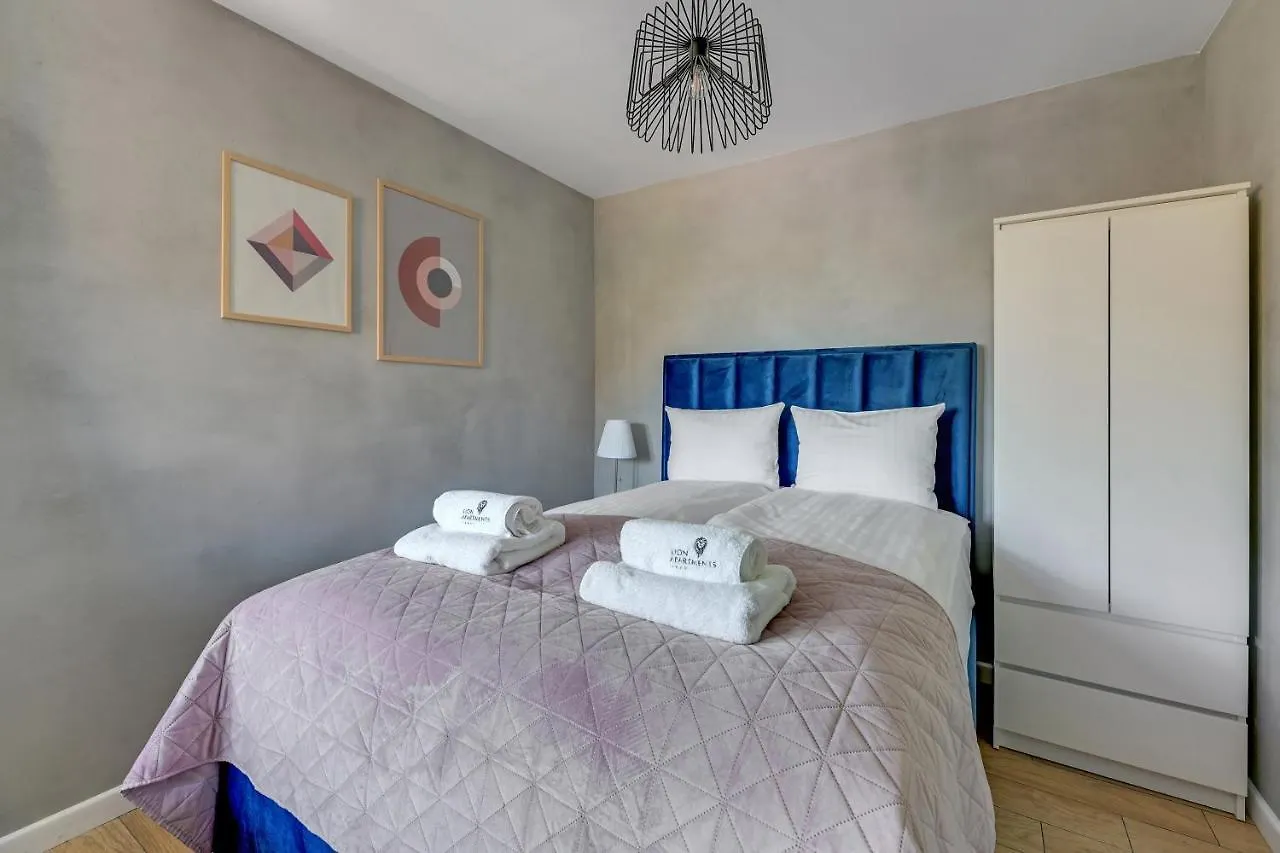 Lion Apartments - Villa Smolna 1 Hotel apartamentowy Sopot